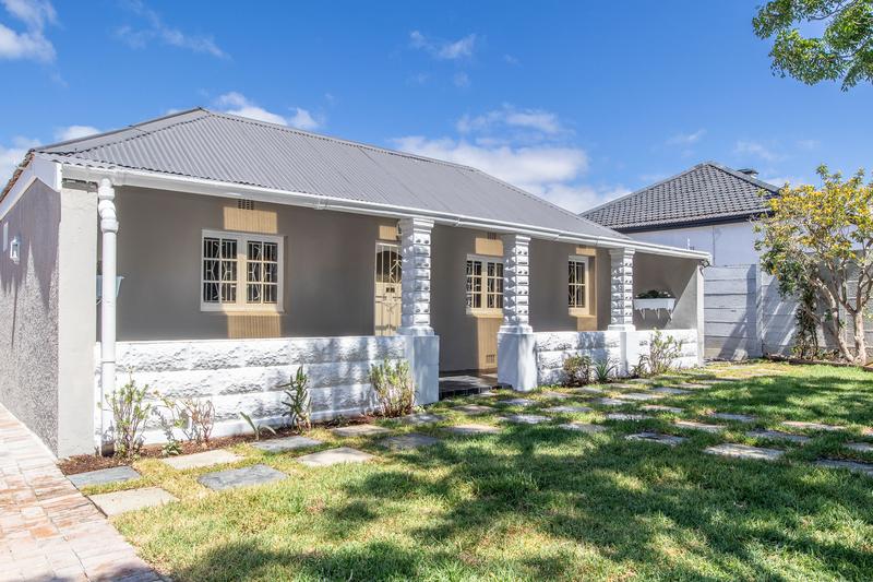 2 Bedroom Property for Sale in Retreat Western Cape